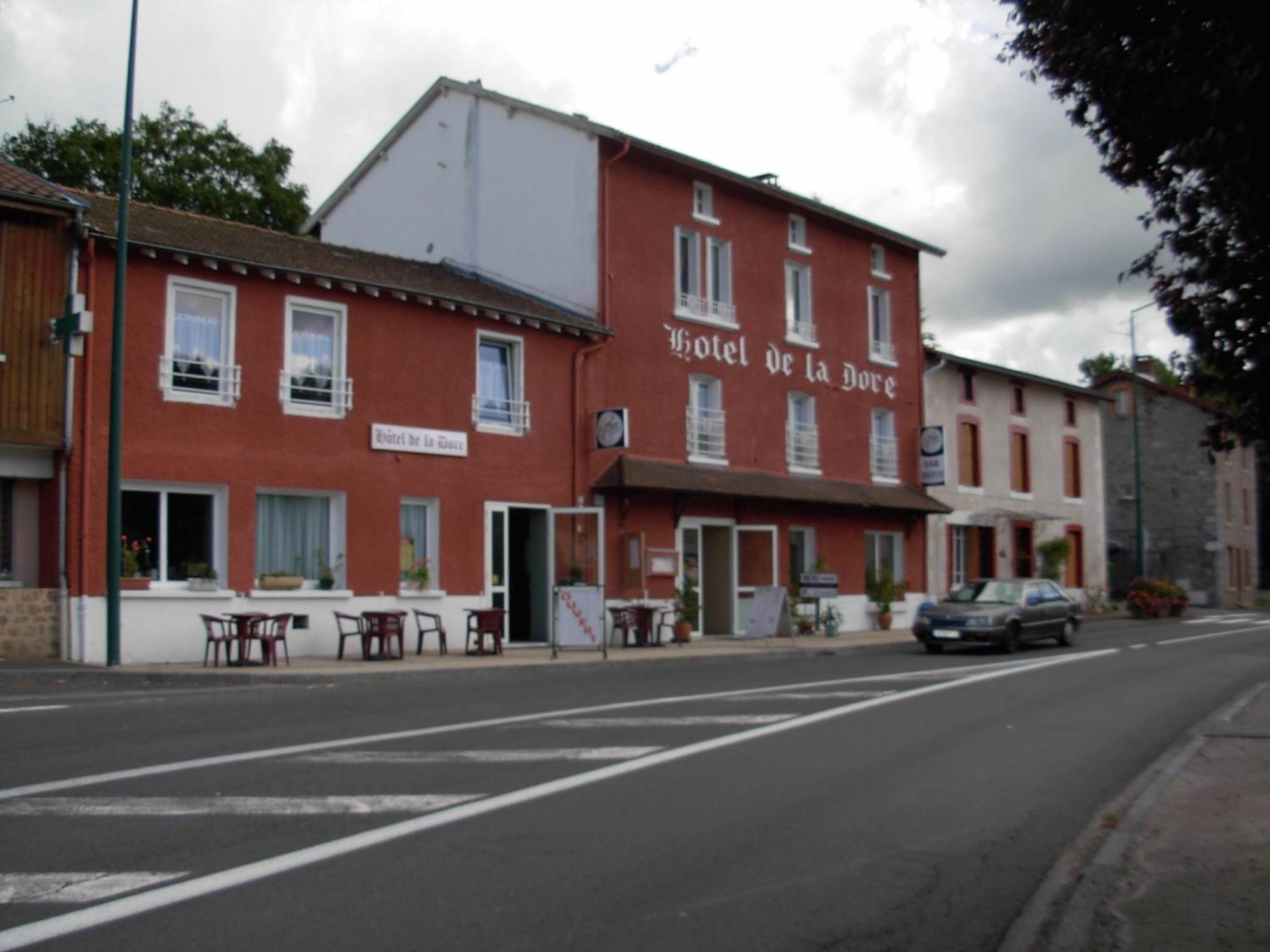 Logis Hotel Restaurant De La Dore Vertolaye Luaran gambar